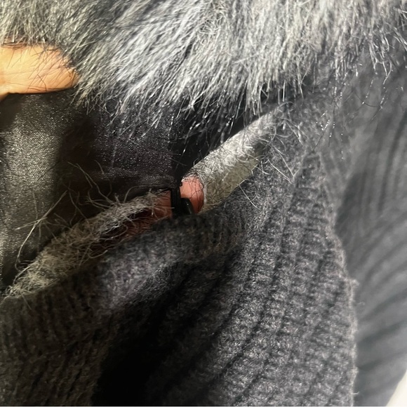 Cynthia Rowley Belted Cardigan Charcoal Gray Fur Collar Silver Size Large Wool - Picture 12 of 12